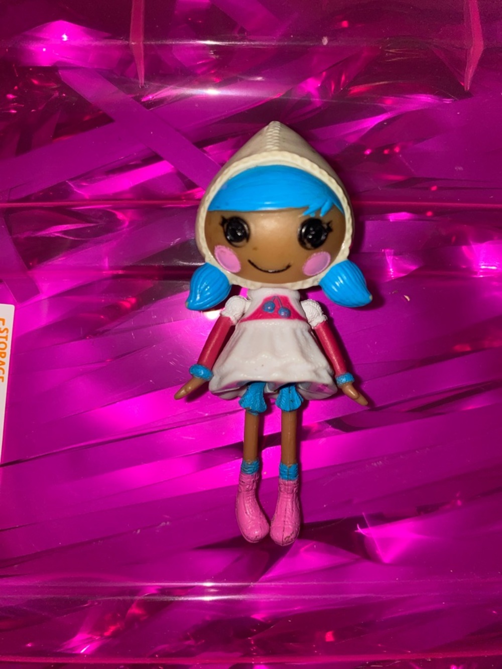 Lalaloopsy minis Mittens Fluff N Stuff doll